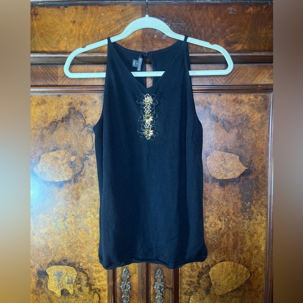 St. John- 100% Cashmere Embellished Tank Top. Size M